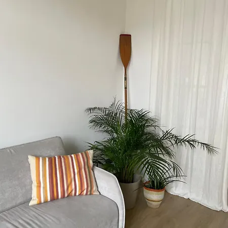 Conge Nieuw Dichtbij Zee Apartment